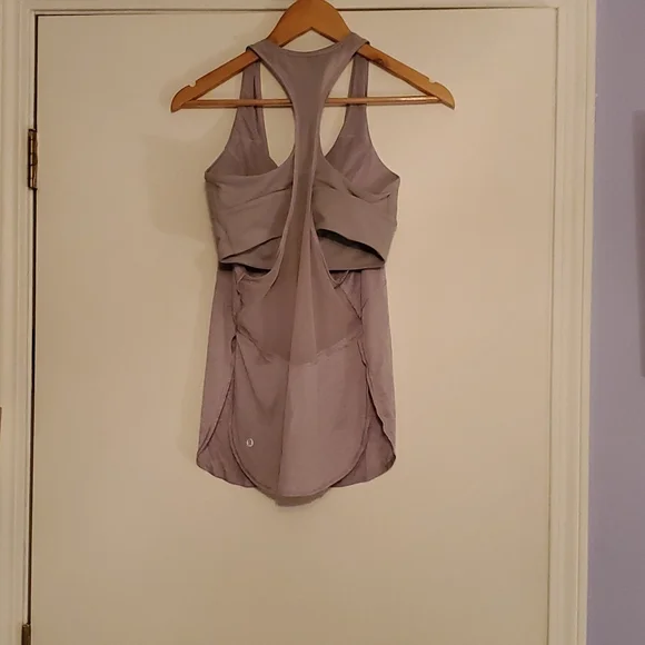 Lululemon Tank Top, Size 6, Purple - Picture 4 of 7